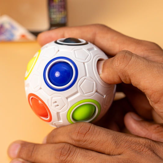 Rainbow Brain Challenge Ball Puzzle Fun Fidget Matching Colors Game