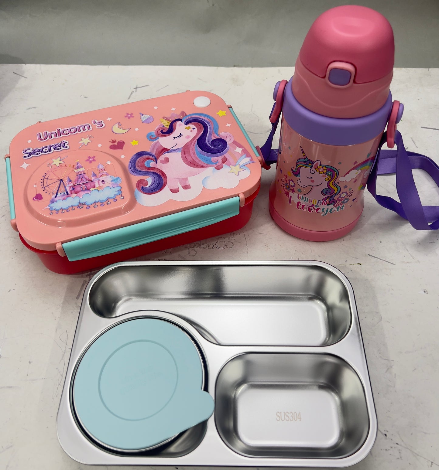 3 grid lunch box + insulated bottle combo