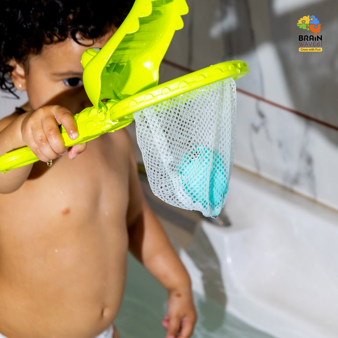 Crocodile Floating Baby Bath Toys - Crocodile Net Including 3 Floating Squirt (age 18m)