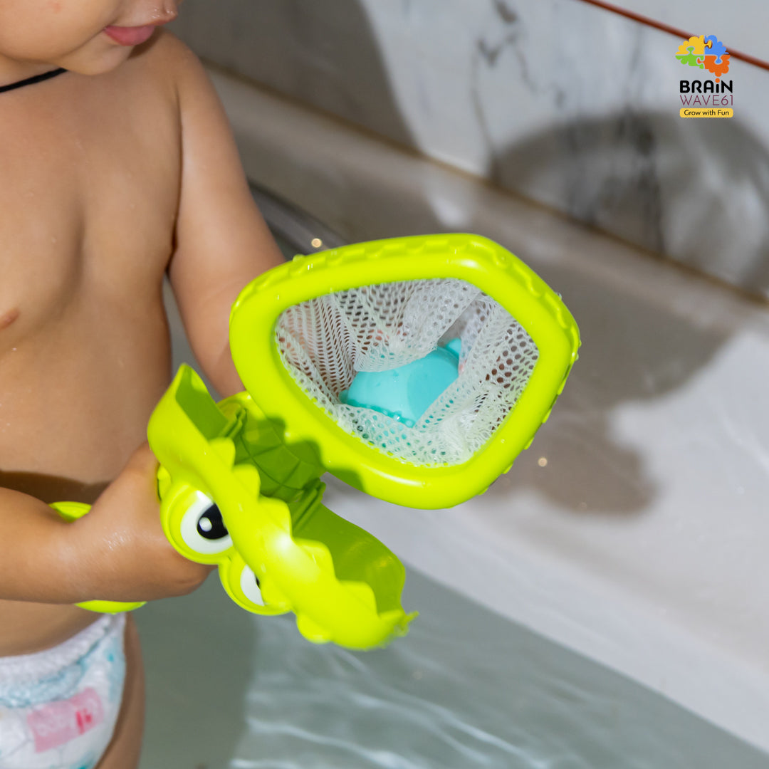 Crocodile Floating Baby Bath Toys - Crocodile Net Including 3 Floating Squirt (age 18m)