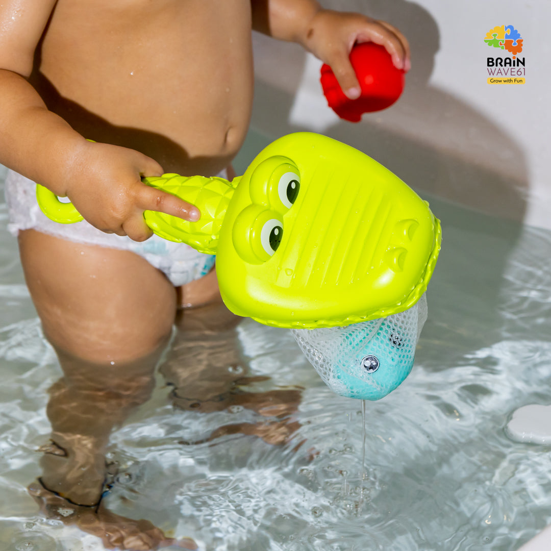 Crocodile Floating Baby Bath Toys - Crocodile Net Including 3 Floating Squirt (age 18m)