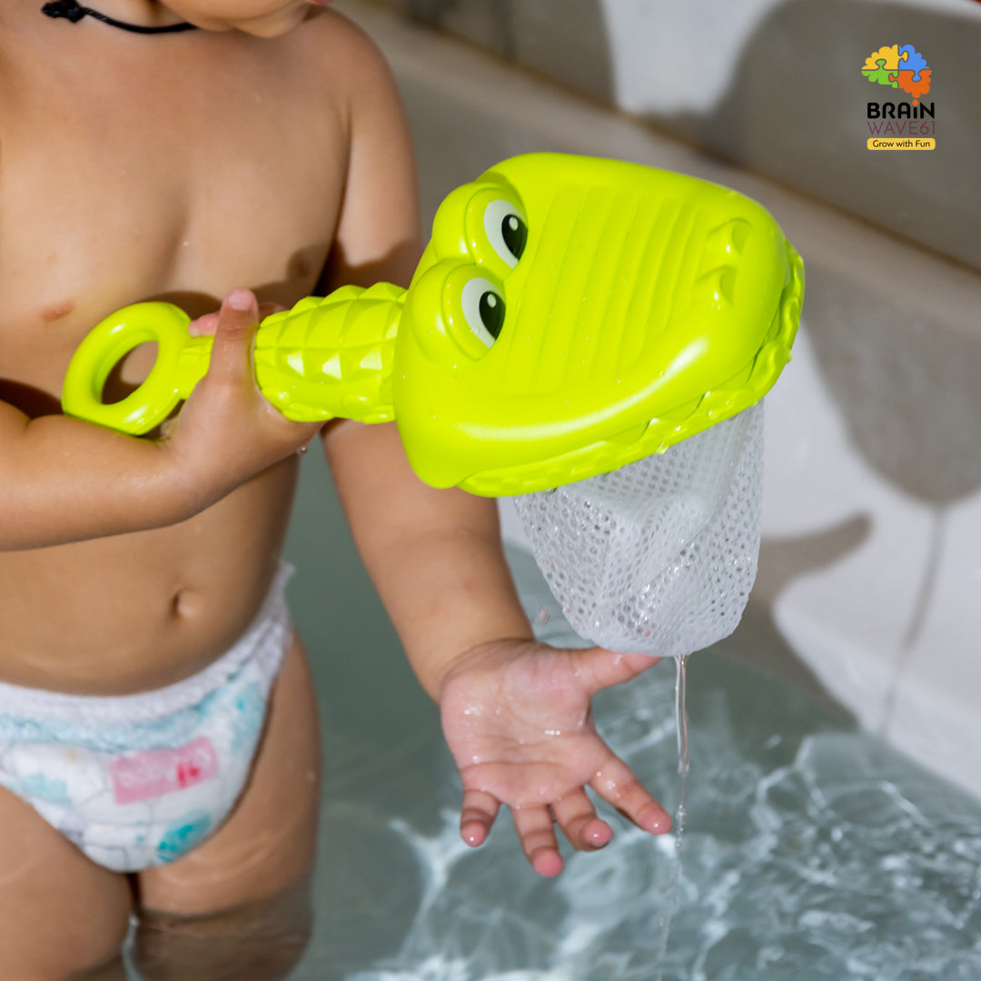 Crocodile Floating Baby Bath Toys - Crocodile Net Including 3 Floating Squirt (age 18m)