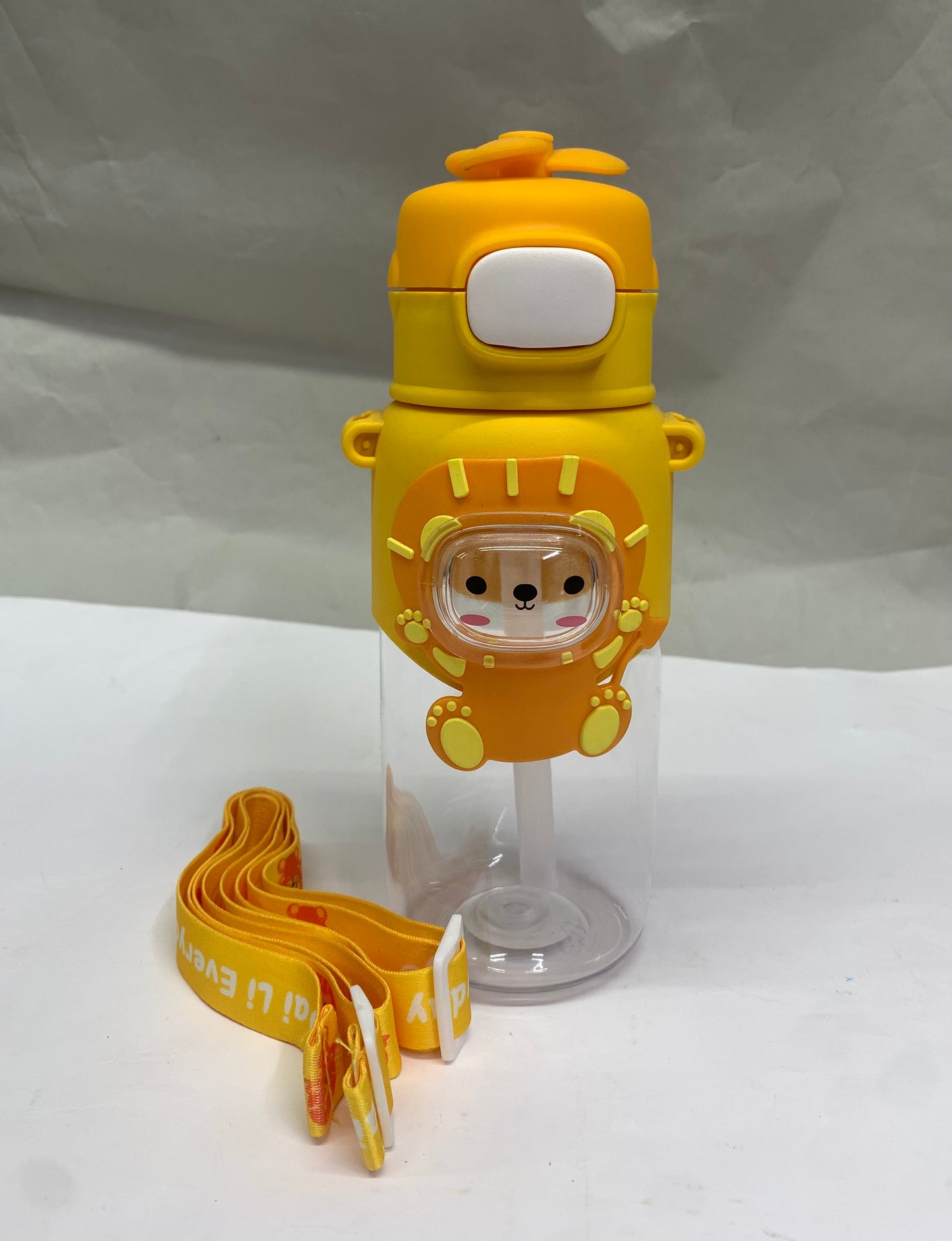 PLASTIC STRAW BOTTLE - 500ML