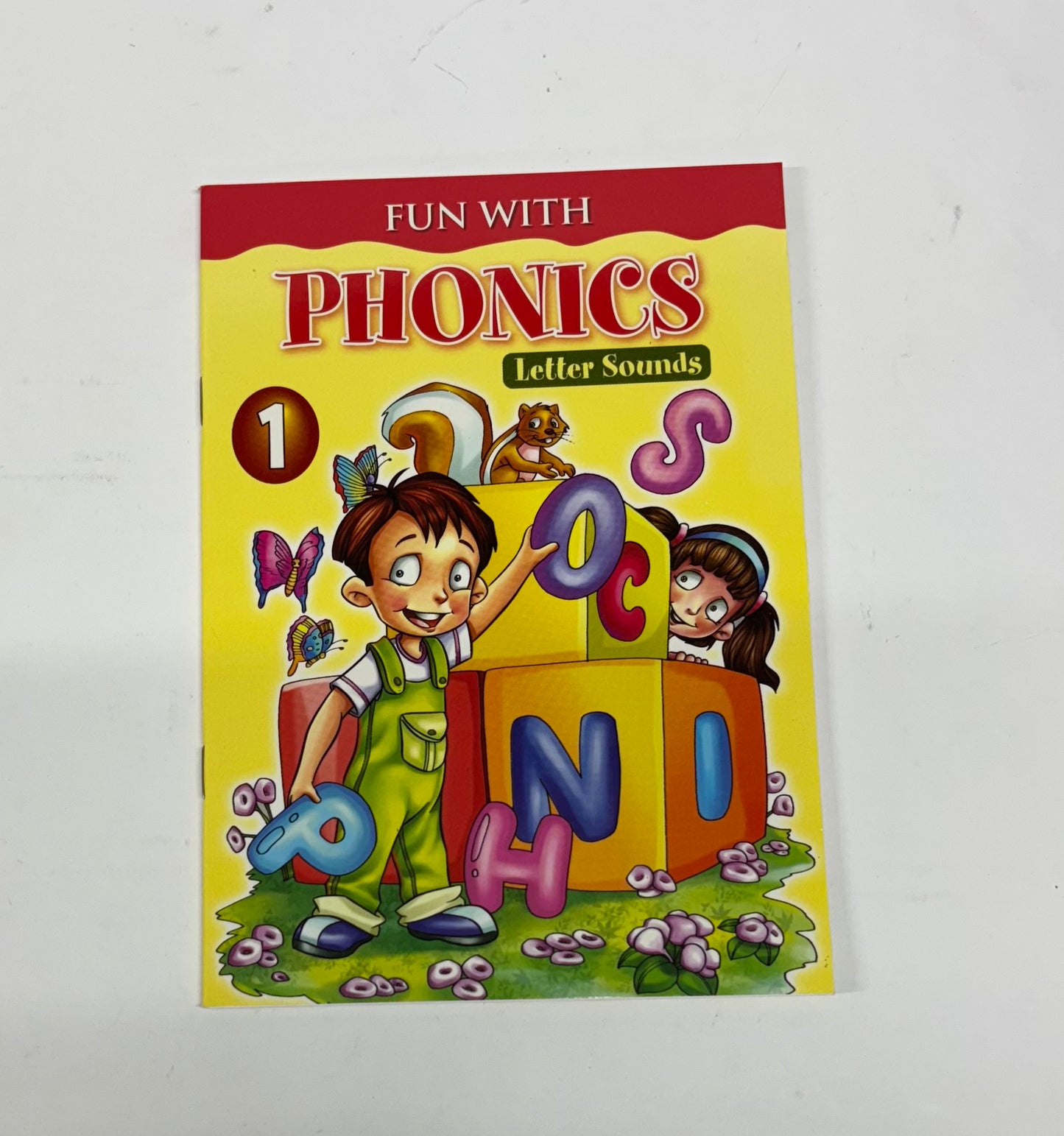 FUN WITH PHONICS SET OF 6 BOOKS