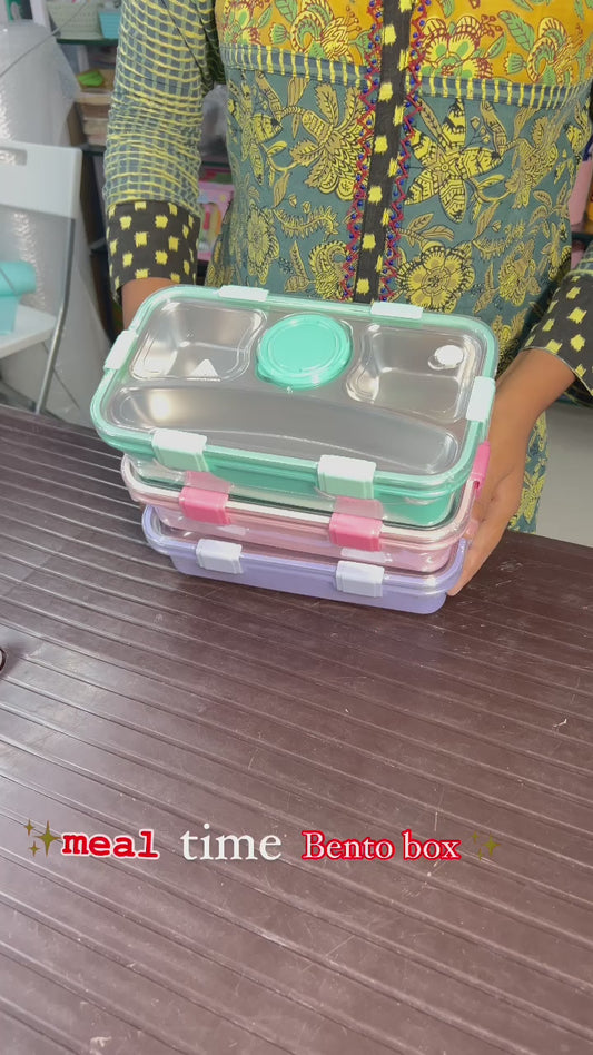 Meal time bento box